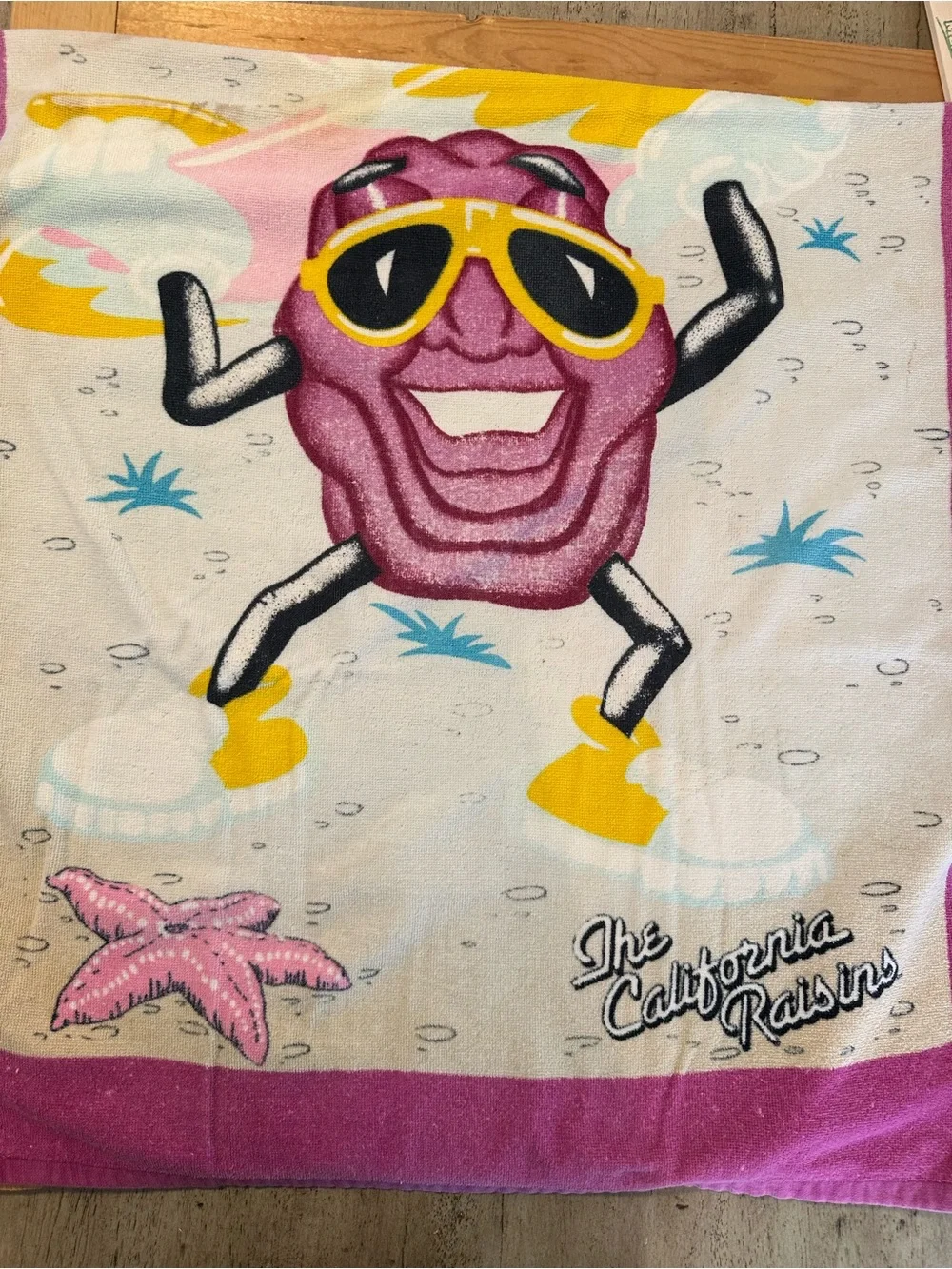 Vintage 1987 California Raisins Surfs Up! Cotton Beach Towel Rare